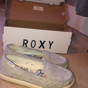 Roxy slip on flats